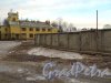 Свердловская наб., д. 40, корп. 2, лит. К. Территория после сноса здания. Вид от Свердловской набережной. Фото январь 2014 г.