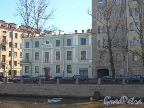 Набережная канала Грибоедова, дом 156. Фото 21 апреля 2013 г.