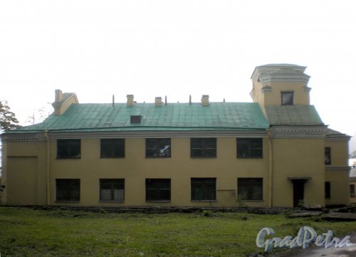 Свердловская наб., д. 40, корп. 3, лит. И. Северный фасад здания. Фото июнь 2009 г.