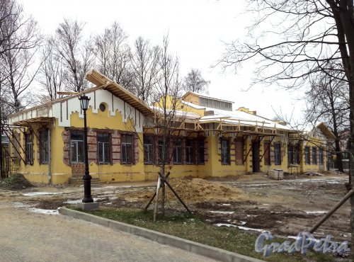 Свердловская наб., д. 38, лит. В. Восточный фасад. Фото январь 2014 г.