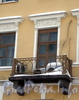 Наб. реки Фонтанки, д. 102 (левый корпус). Жилой дом. Решетка балкона. Фото февраль 2010 г.