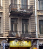 Ул. Ломоносова, д. 22. Бывший доходный дом. Балконы. Фото март 2010 г.