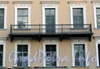 Адмиралтейский пр., д. 10. Решетка балкона. Фото август 2010 г.