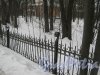Пр. Энгельса, дом 4. Общий вид ограды со стороны пр. Энгельса. Фото 26 февраля 2013 г.