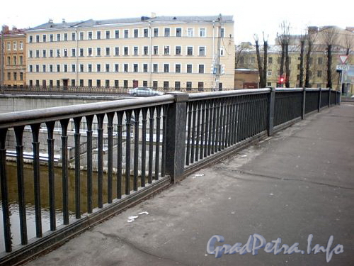 Ограда Борового моста. Фото декабрь 2009 г.