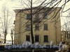 Канонерский остров, д. 19. Вид с торца здания. Фото апрель 2011 г.