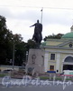 Памятник Александру Невскому на пл. Александра Невского.  Фото сентябрь 2004 г.
