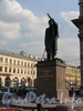 Памятник М.И. Кутузову у Казанского собора. Фото август 2010 г.