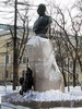 Памятник Н. М. Пржевальскому в Александровском саду. Фото февраль 2012 г.