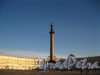 Александровская колонна «Александрийский стоп» на Дворцовой площади. Фото 16 марта 2013 г.