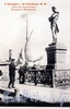 Памятник И. Ф. Крузенштерну на Николаевской набережной напротив Морского кадетского корпуса. Фотограф Ольшевский Н.Н. Фото 1903 г.