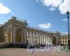 Александровский парк (г. Пушкин). Александровский Дворец со стороны колоннады. Фото май 2012 г.
