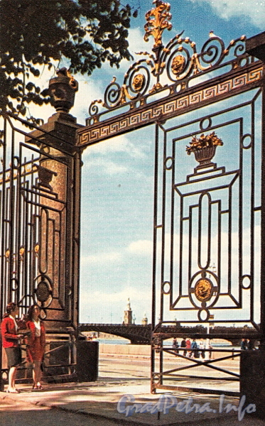 Решетка Летнего сада. Фото Б. Круцко, 1970 г.