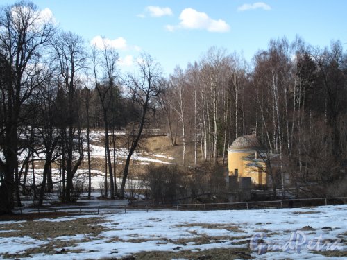 парк Павловский. Холодная Баня. Фото апрель 2012 г
