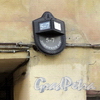Дойников пер., дом 5-7. Номерной знак. Фото май 2010 года.