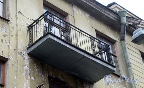 Дегтярный пер., д. 3, лит. А. Балкон. Фото сентябрь 2009 г.