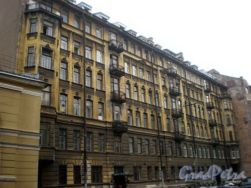 Манежный пер., д. 16. Доходный дом А. Г. Щербатова. Фасад здания. Фото март 2010 г.