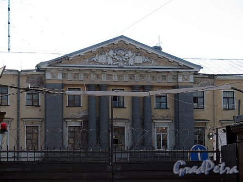Конногвардейский пер., д. 3. Фрагмент фасада дворового корпуса. Фото июнь 2010 г.