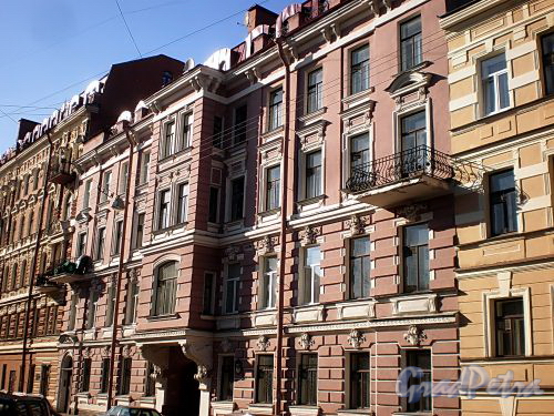 Гродненский пер., д. 14. Фасад здания. Фото апрель 2010 г.