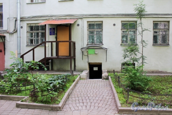 Спасский пер., дом 5. Фрагмент фасада со двора. Фото 2011 г.