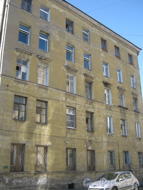 Урюпин пер., дом 2. Фасад со стороны Урюпина пер. Фото июнь 2012 г.