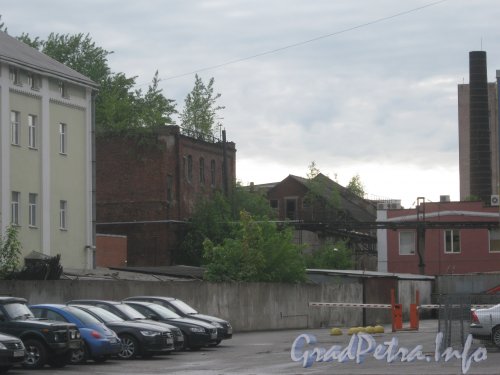 Химический пер., дом 1, литера БЦ (в центре Фото). Общий вид с ул. Маршала Говорова. Фото 31 мая 2012 г.
