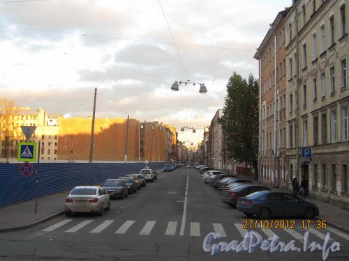 Перспектива Баскова переулка от улицы Крыленко в сторону улицы Маяковского.