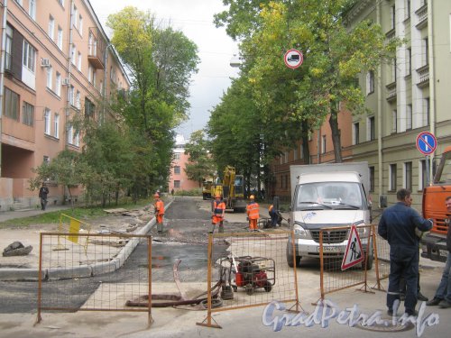 Сивков переулок. Ремонт дорожного покрытия. Вид с Балтийской улицы. Фото 21 сентября 2012 г.