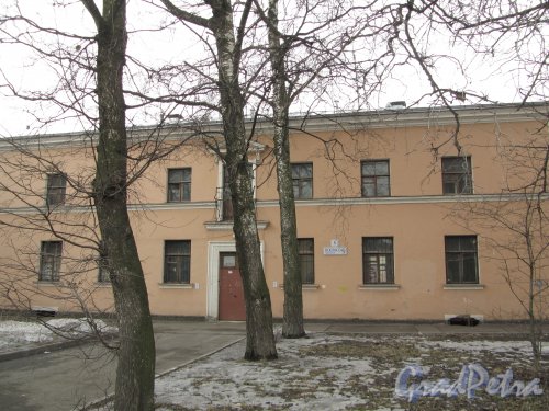 Майков пер., дом 5. Фасад здания. Фото март 2012 г.