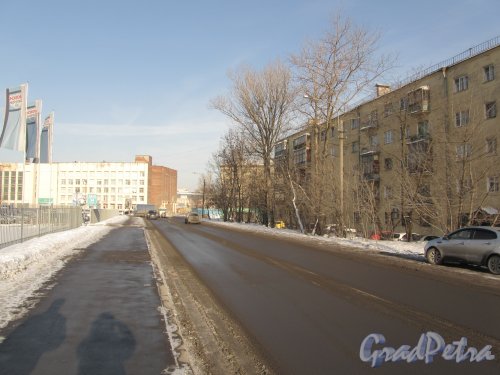 Участок Чичуринского переулка от изгиба улицыжукова до Полюстровского проспекта. Фото февраль 2012 г.