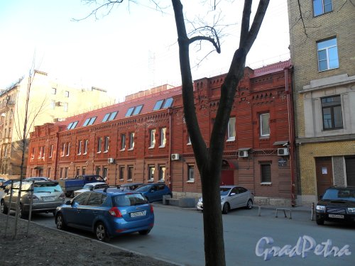 Переулок Макаренко, дом 12. Фото 21 апреля 2013 г.