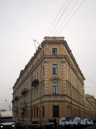 Волховский пер., д. 2. Общий вид здания в сторону Биржевого переулка. Октябрь 2008 г.