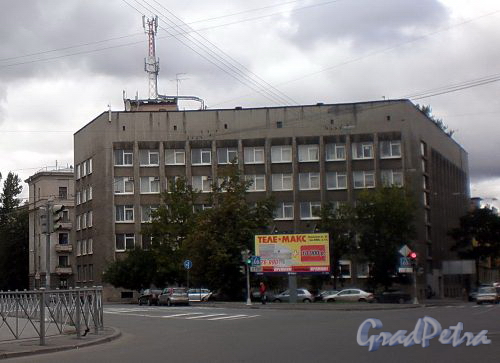 Пер. Каховского, д. 1. Общий вид здания. Фото сентябрь 2008 г.