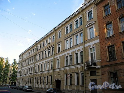 Дровяной пер., д. 9 / пр. Римского-Корсакова, д. 79-81. Фасад по переулку. Фото август 2009 г.