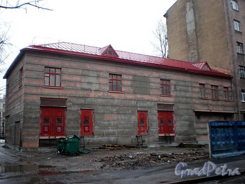 Трансформаторная подстанция у дома 2 по переулку Матвеева. Фото март 2009 г.
