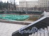 Московская площадь. Фонтанный комплекс, подготовленный для зимы. Фото 22 ноября 2013 г.