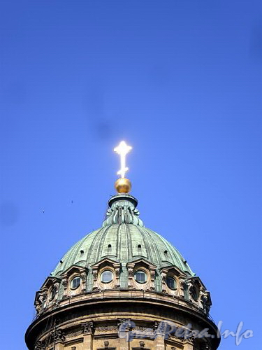 Купол Казанского собора. Фото июнь 2009 г.