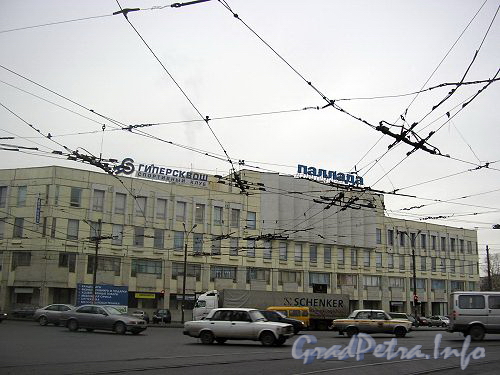 Вид с Новочеркасского проспекта