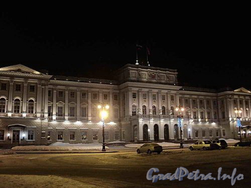Исаакиевская площадь, дом 6, Мариинский дворец. Ночное оформление фасада. Фото январь 2011 г.