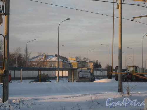 Шушары. Ж/д станция. Вид в сторону старых домов в начале Пушкинской ул. Фото 21 декабря 2012 г.
