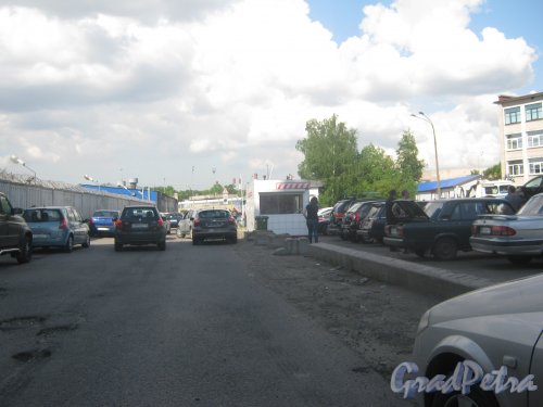 Кировский р-н, проезд от Трамвайного пр. к Автомобильной ул. Фото 30 мая 2013 г.