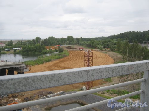 КАД в районе пересечения с Краснофлотским шоссе. Вид на строящуюся развязку. Фото 18 июля 2013 г.