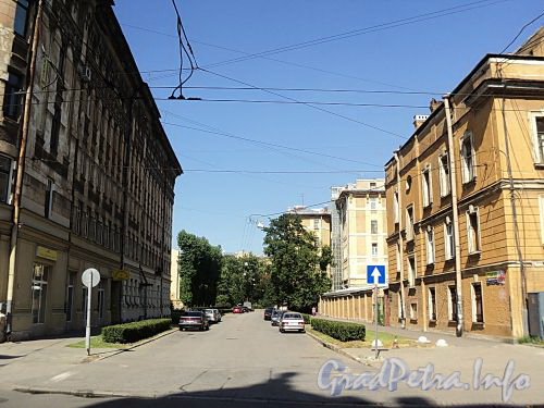 Перспектива Мариинского проезда от Кирочной улицы. Фото август 2010 г.