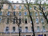 Клинский пр., д. 24 / Бронницкая ул., д. 15. Фрагмент фасада по проспекту. Фото май 2010 г.