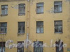 Константиновский пр., д. 3. Аварийное здание. В некоторых окнах горит свет. Фото декабрь 2009 г.