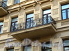 Смольный пр., д. 6. Балкон. Фото октябрь 2010 г.