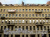 Смольный пр., д. 6. Фрагмент фасада по Смольному проспекту. Фото октябрь 2010 г.