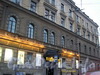 Невский пр., д. 91. Фрагмент фасада здания. Фото 2004 года.