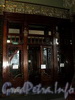 Невский пр., д. 56. Торговый зал «Елисеевского» гастронома. Входная дверь. Фото февраль 2011 г.