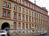 Суворовский пр., д. 65, фрагмент фасада здания. Фото 2008 г.